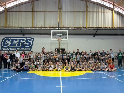 ENCONTRO DE MINI BASQUETE DA ACB REÚNE CERCA DE 120 CRIANÇAS